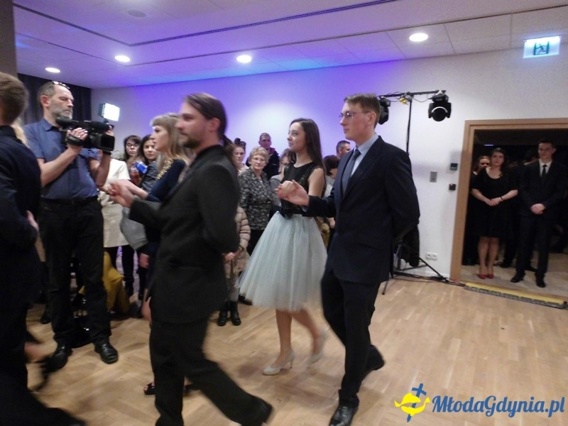 Studniówka II LO im. Adama Mickiewicza w Gdyni ( II )