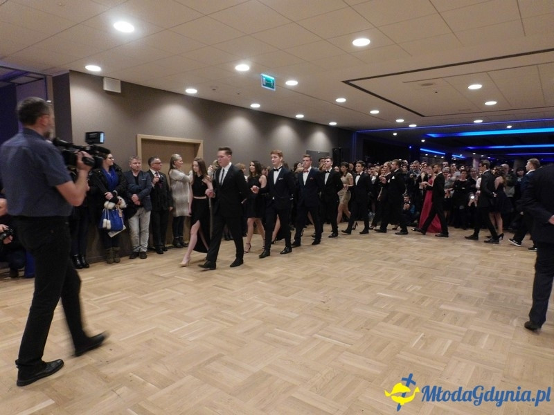 Studniówka II LO im. Adama Mickiewicza w Gdyni ( II )