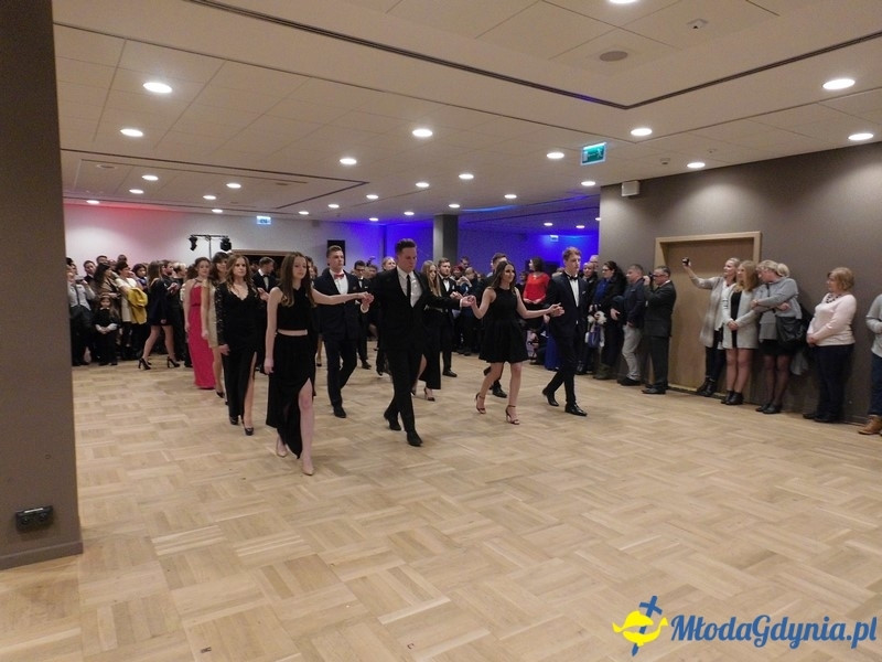 Studniówka II LO im. Adama Mickiewicza w Gdyni ( II )