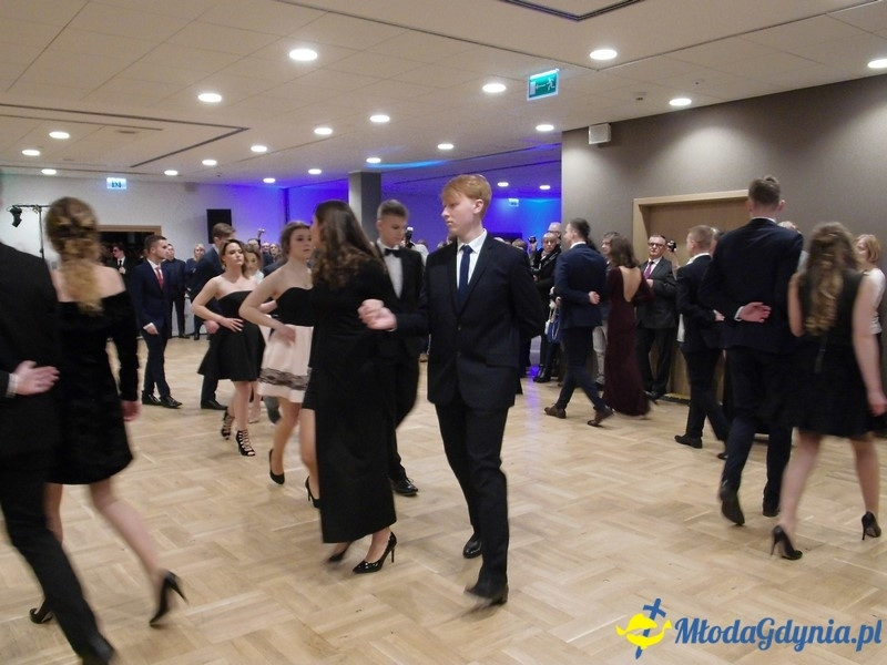 Studniówka II LO im. Adama Mickiewicza w Gdyni ( II )