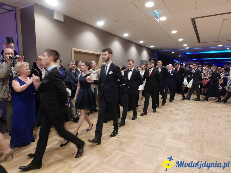 Studniówka II LO im. Adama Mickiewicza w Gdyni ( II )