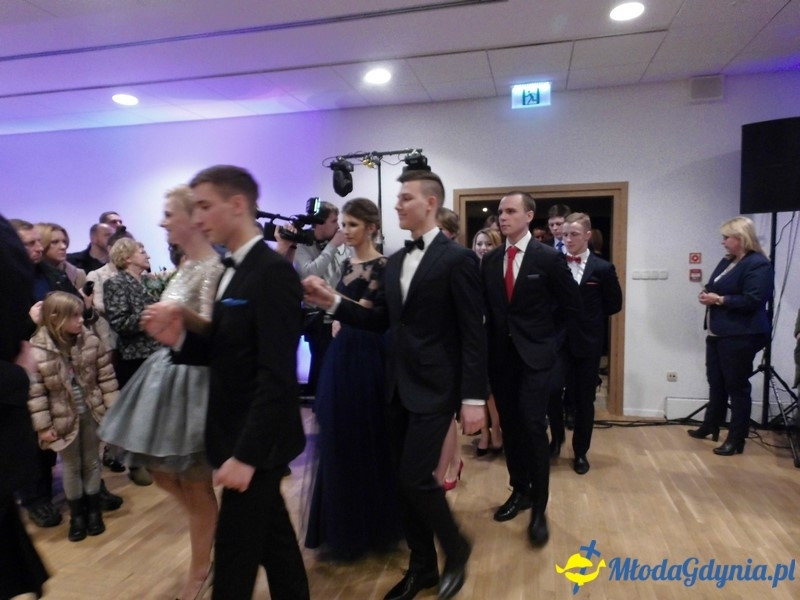 Studniówka II LO im. Adama Mickiewicza w Gdyni ( II )