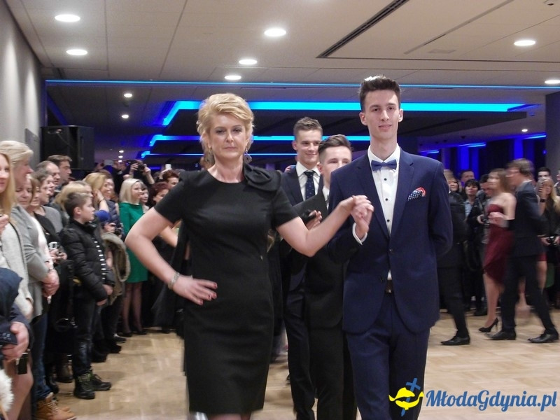 Studniówka II LO im. Adama Mickiewicza w Gdyni ( II )