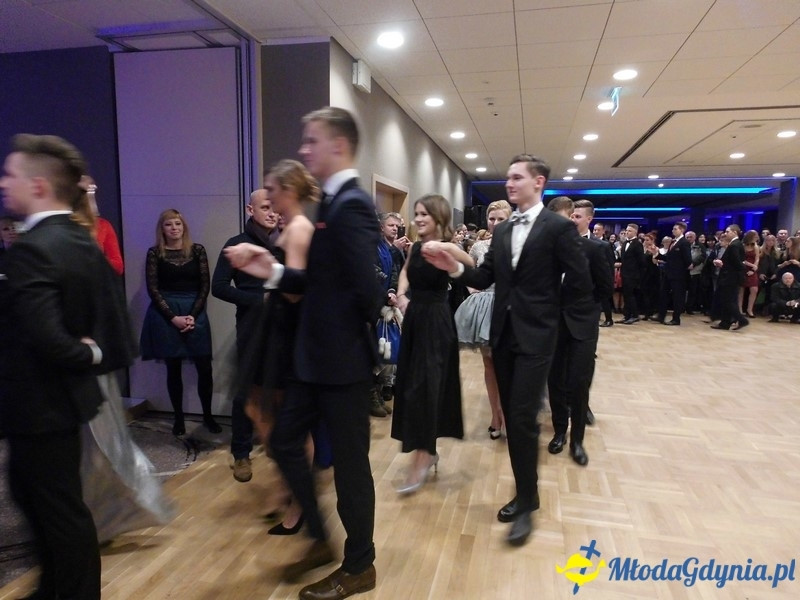 Studniówka II LO im. Adama Mickiewicza w Gdyni ( II )