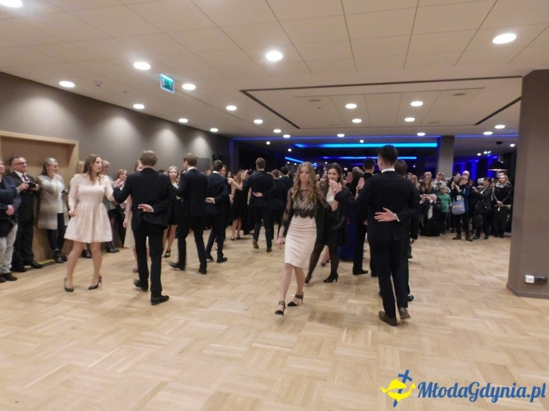 Studniówka II LO im. Adama Mickiewicza w Gdyni ( II )