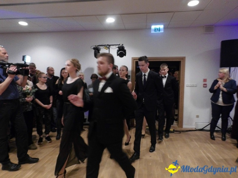 Studniówka II LO im. Adama Mickiewicza w Gdyni ( II )