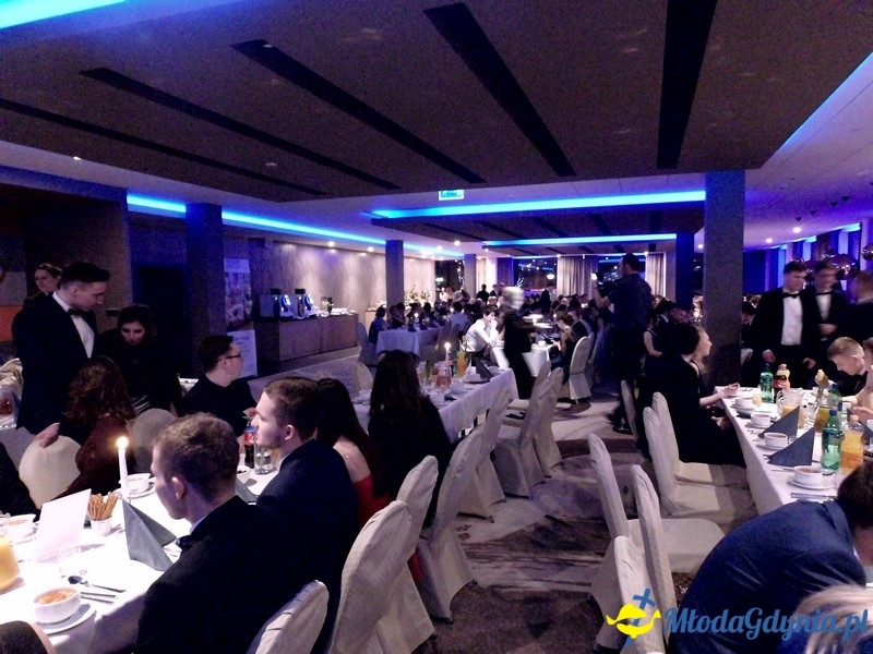 Studniówka II LO im. Adama Mickiewicza w Gdyni ( II )