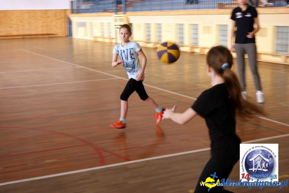 Wizyta Basket Investment w ZS nr 14 Gdynia Dąbrowa