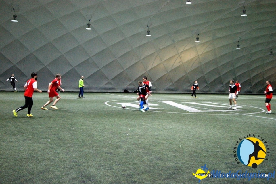 Pomorska Liga Piłkarska -KORPORATS-KOLEKTYW TEAM