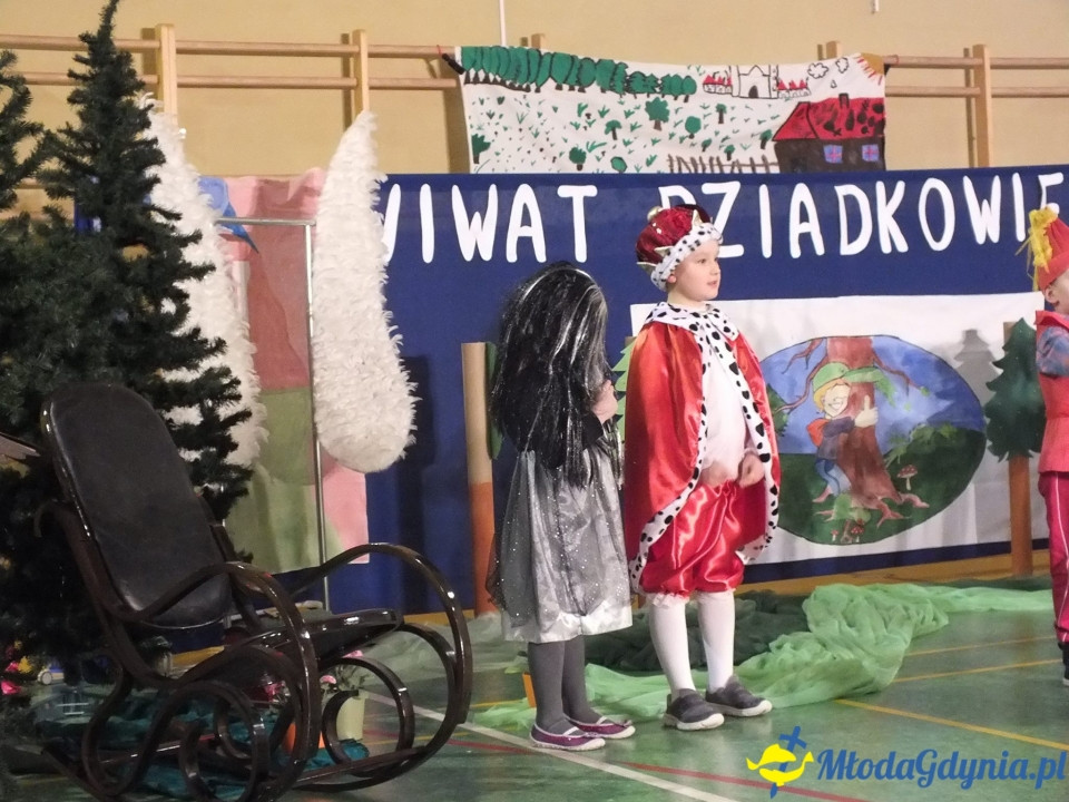 DZIEŃ BABCI I DZIADKA w SP w Pogórzu