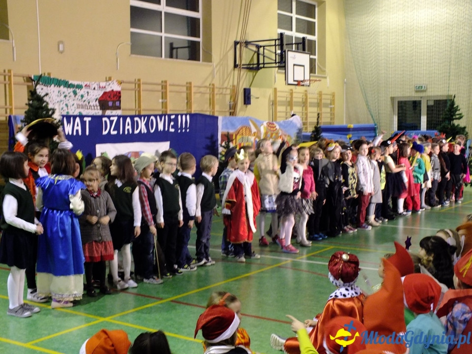 DZIEŃ BABCI I DZIADKA w SP w Pogórzu