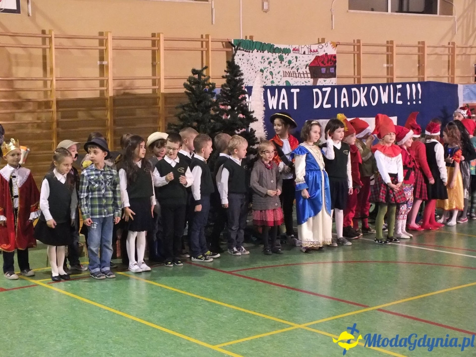 DZIEŃ BABCI I DZIADKA w SP w Pogórzu