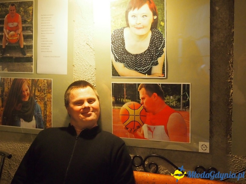 Kawaleria Dam - pierwsza wystawa w Caffe Anioł