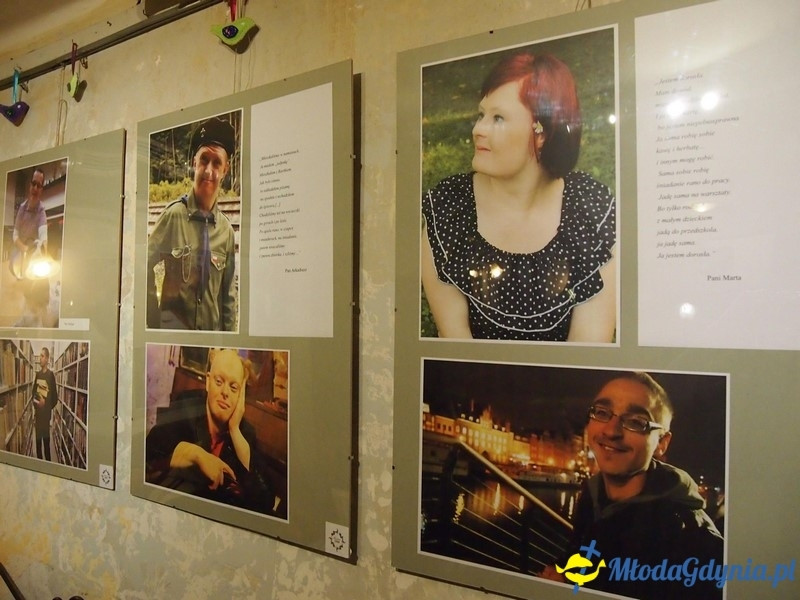 Kawaleria Dam - pierwsza wystawa w Caffe Anioł