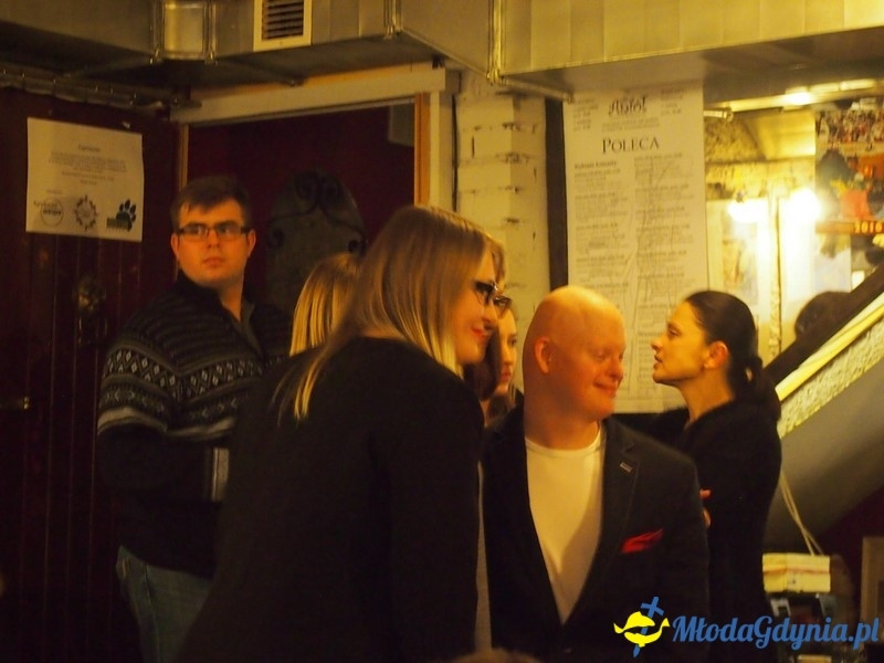 Kawaleria Dam - pierwsza wystawa w Caffe Anioł