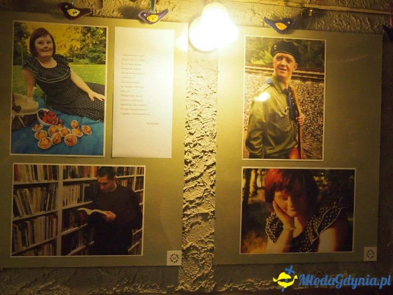 Kawaleria Dam - pierwsza wystawa w Caffe Anioł