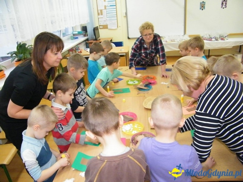ZS 11 -  dzieci z Przedszkola nr 49 na przedstawieniu