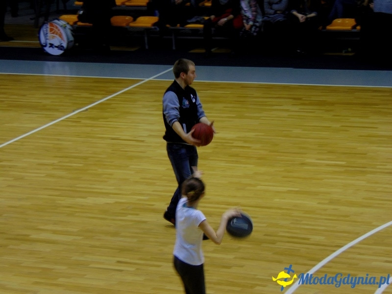 Turniej Półfinałowy Mistrzostw Polski Juniorek Starszych--VBW GTK Gdynia ? Ślęza Wrocław