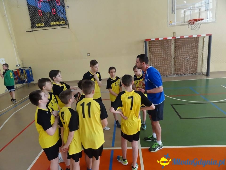 SP 28 - Minikoszykówka chłopców - zawody rejonowe 2017