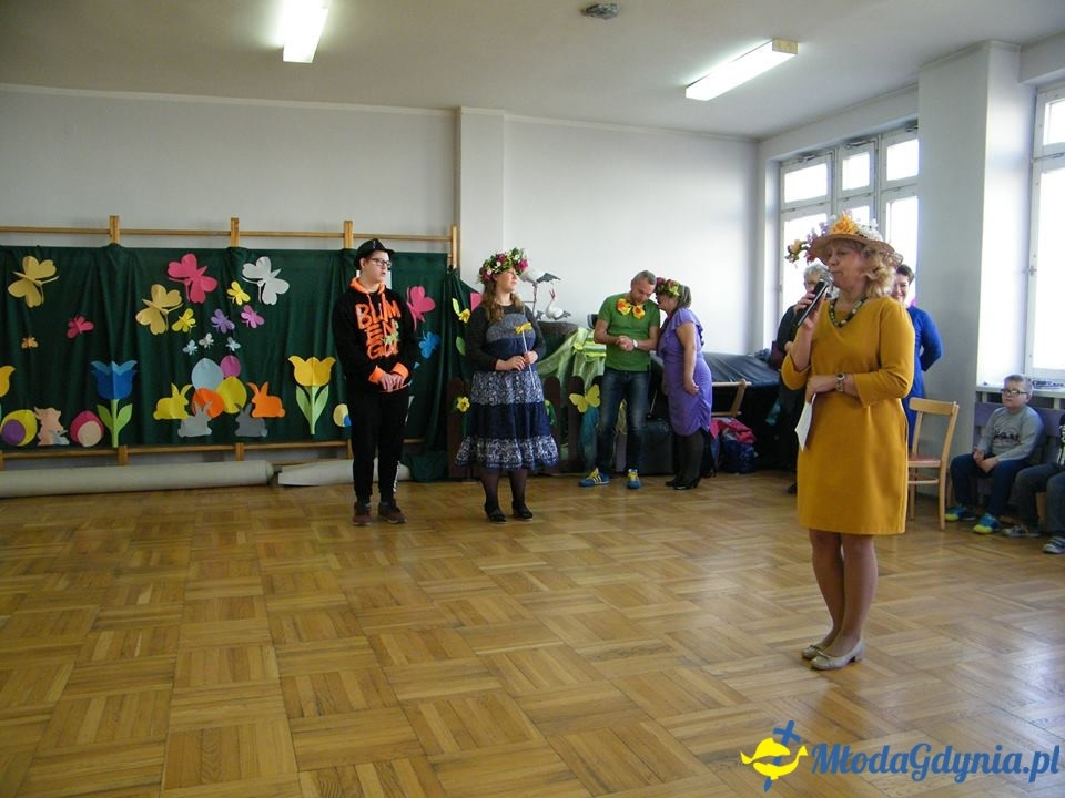 Przedszkole 47 w ZS 11 - Wokół nas wiosna, piękna i radosna