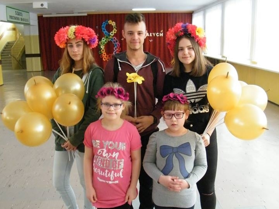 Przedszkole 47 w ZS 11 - Wokół nas wiosna, piękna i radosna