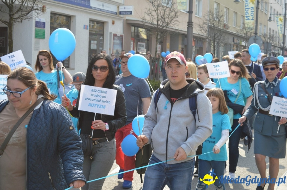 Autyzm - zdarza się - przemarsz w Gdyni 02.04.2017 ( II )