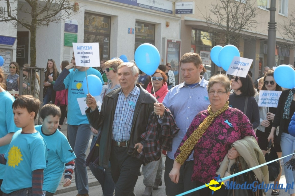 Autyzm - zdarza się - przemarsz w Gdyni 02.04.2017 ( II )