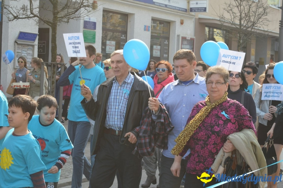Autyzm - zdarza się - przemarsz w Gdyni 02.04.2017 ( II )