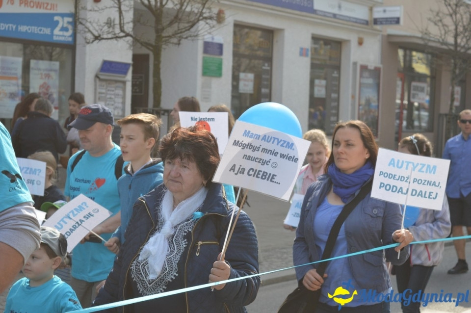 Autyzm - zdarza się - przemarsz w Gdyni 02.04.2017 ( II )