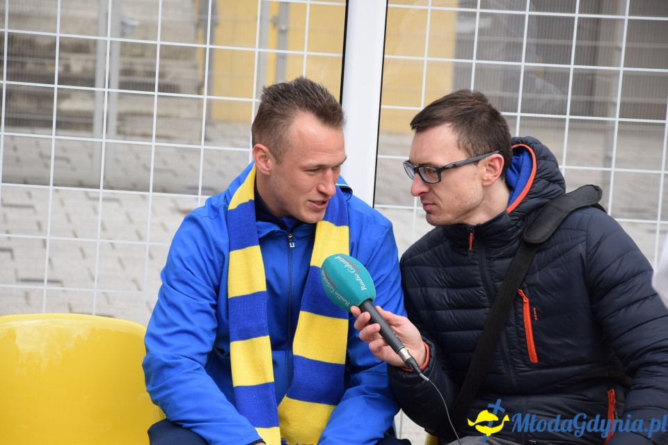 Przystanek w kształcie bramki - Stadion Miejski