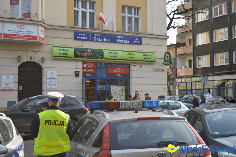 Protest przed siedzibą PiS