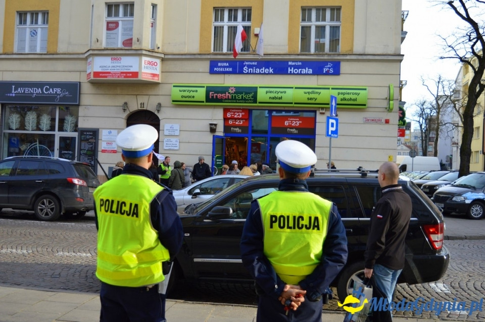 Protest przed siedzibą PiS