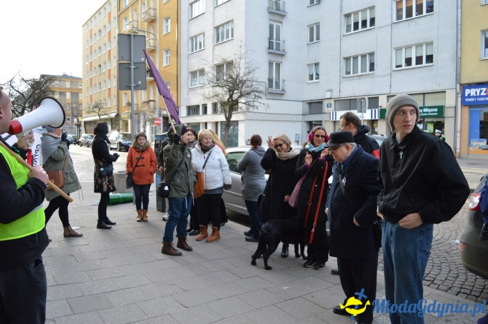 Protest przed siedzibą PiS