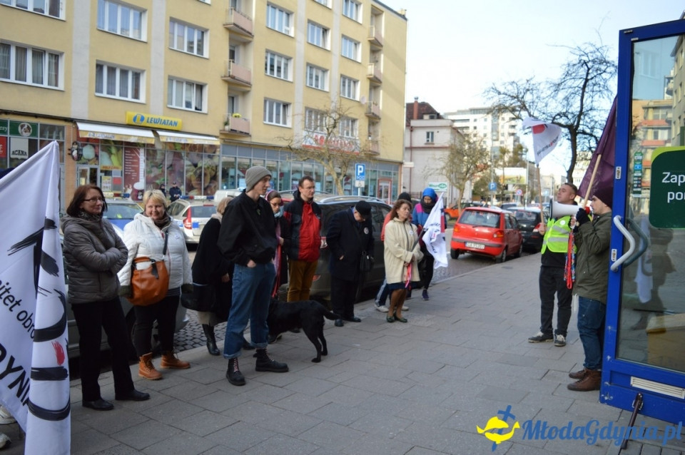 Protest przed siedzibą PiS