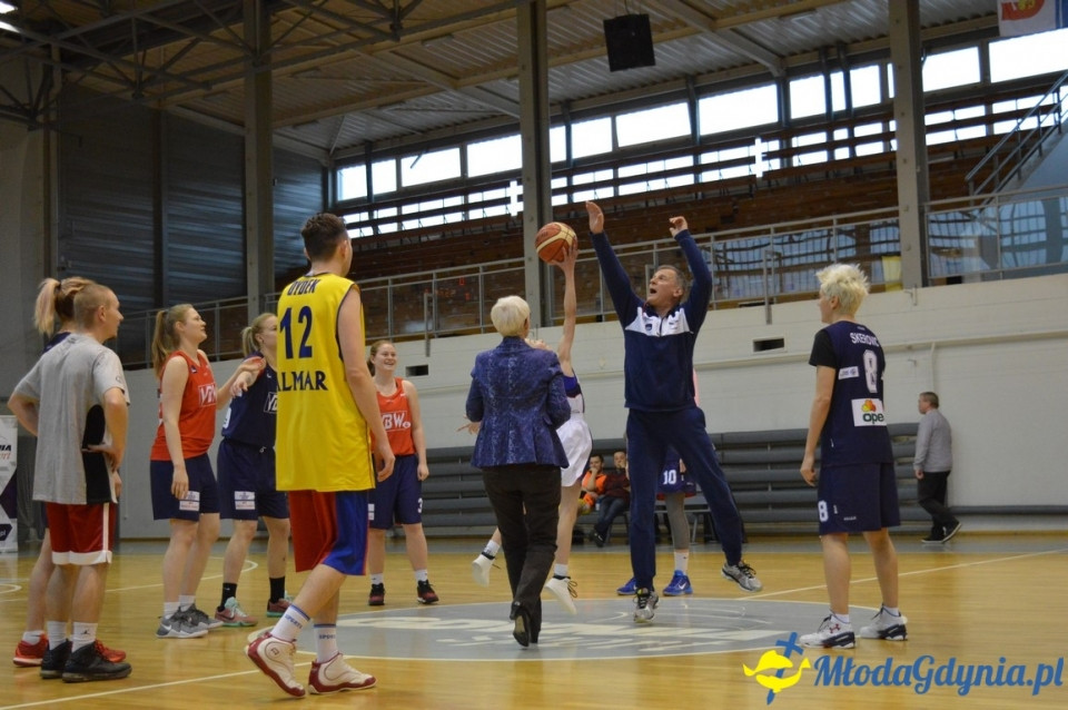Basket Gdynia vs klub kibica