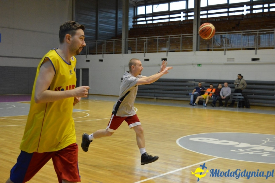 Basket Gdynia vs klub kibica