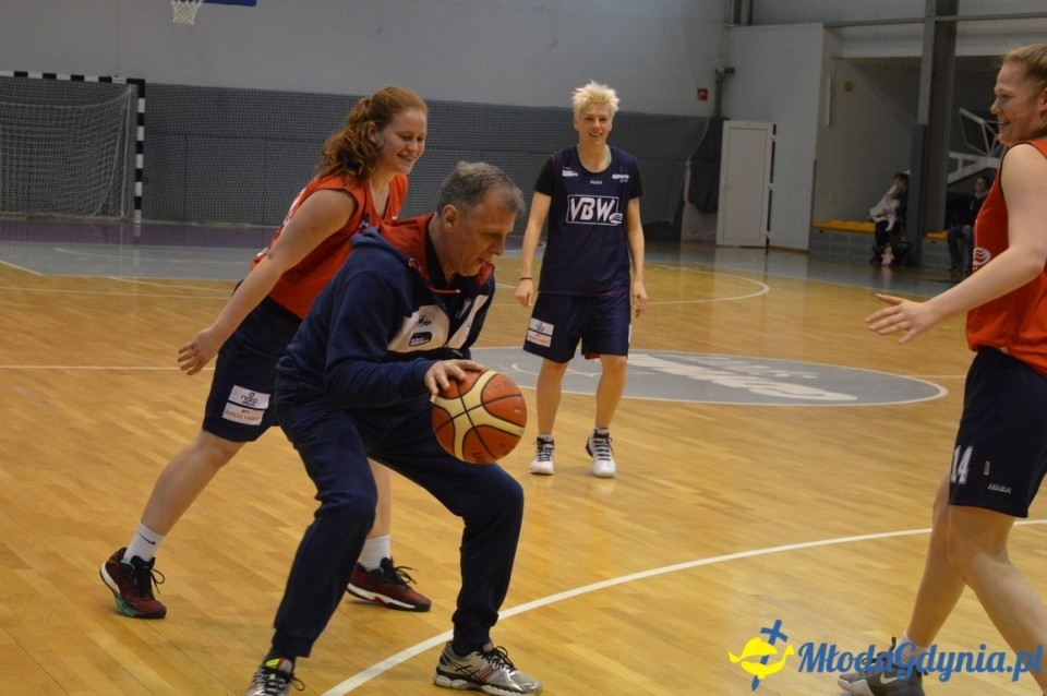 Basket Gdynia vs klub kibica