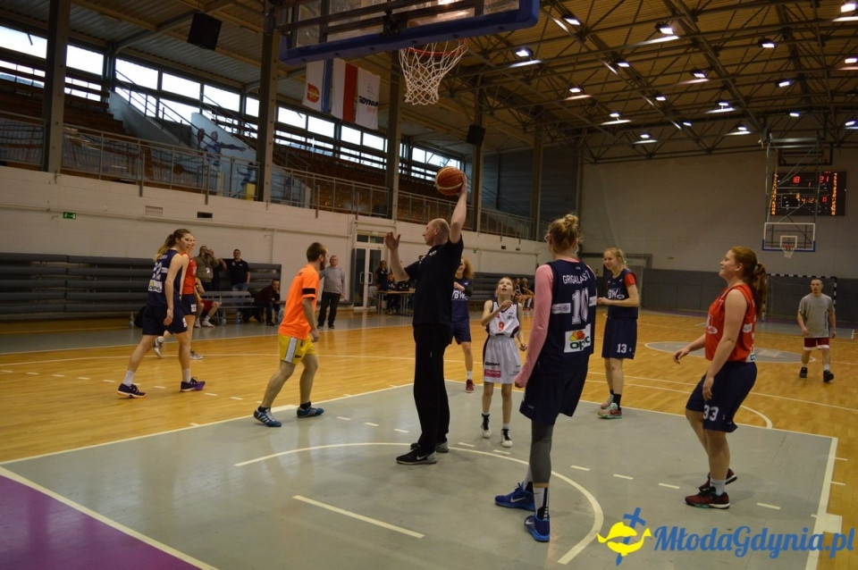 Basket Gdynia vs klub kibica
