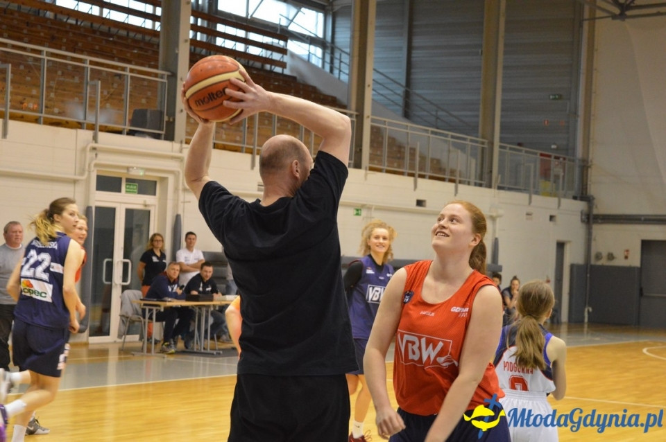 Basket Gdynia vs klub kibica