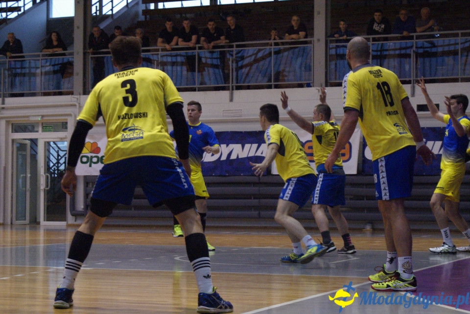 Spójnia Gdynia- MKS Mazur Sierpiec- 08.04.17