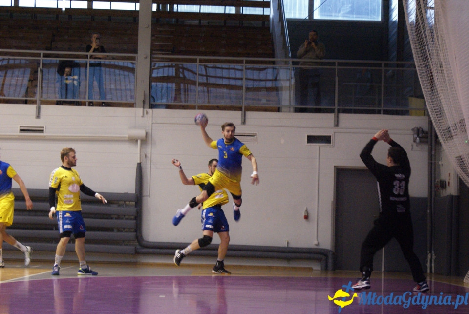 Spójnia Gdynia- MKS Mazur Sierpiec- 08.04.17