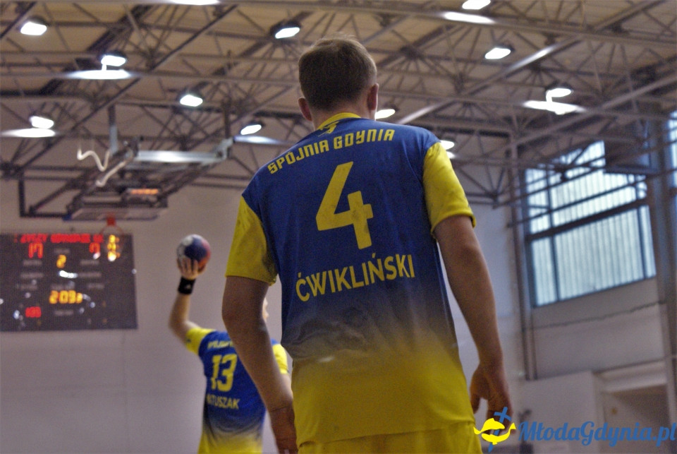 Spójnia Gdynia- MKS Mazur Sierpiec- 08.04.17