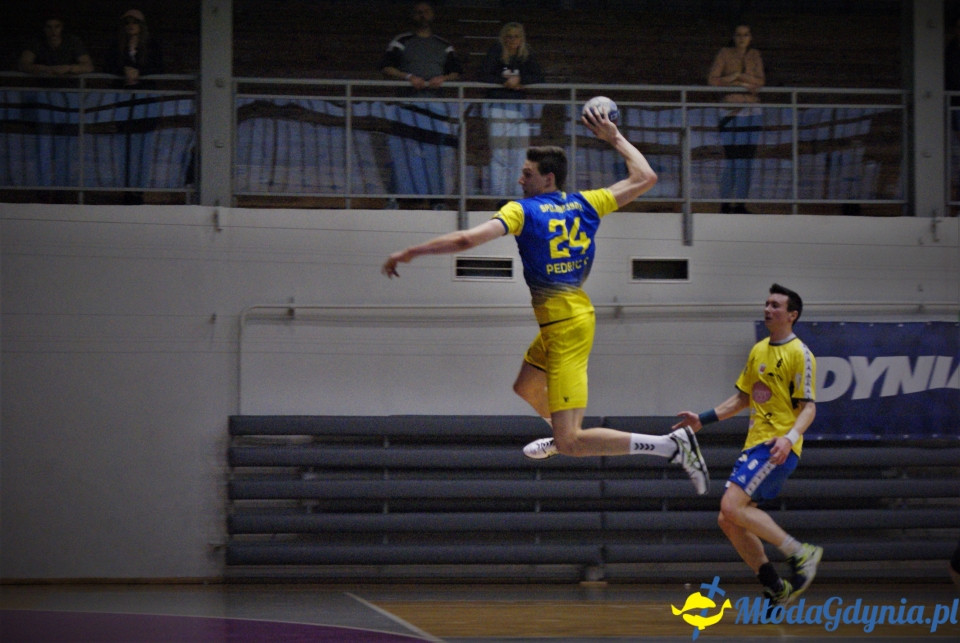 Spójnia Gdynia- MKS Mazur Sierpiec- 08.04.17