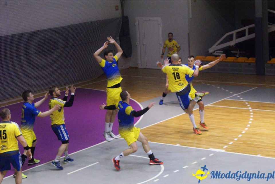 Spójnia Gdynia- MKS Mazur Sierpiec- 08.04.17