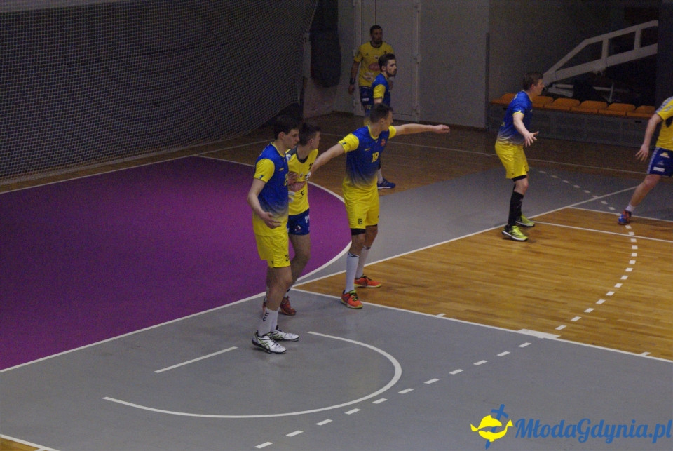 Spójnia Gdynia- MKS Mazur Sierpiec- 08.04.17