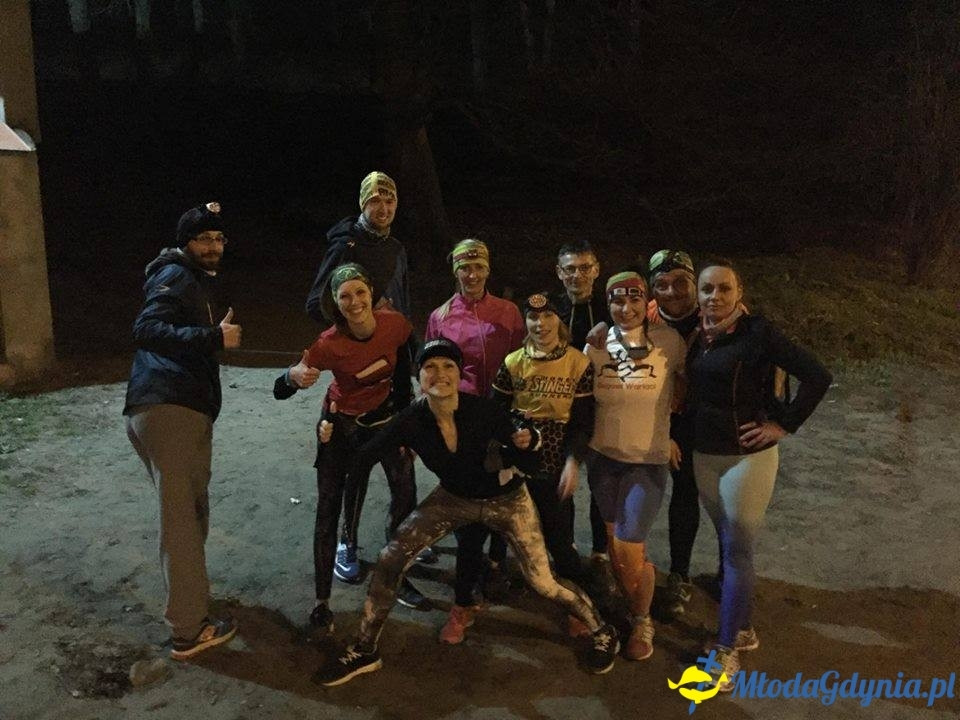 Biegowi Wariaci - Nocna Chylońska  6 IV 2017