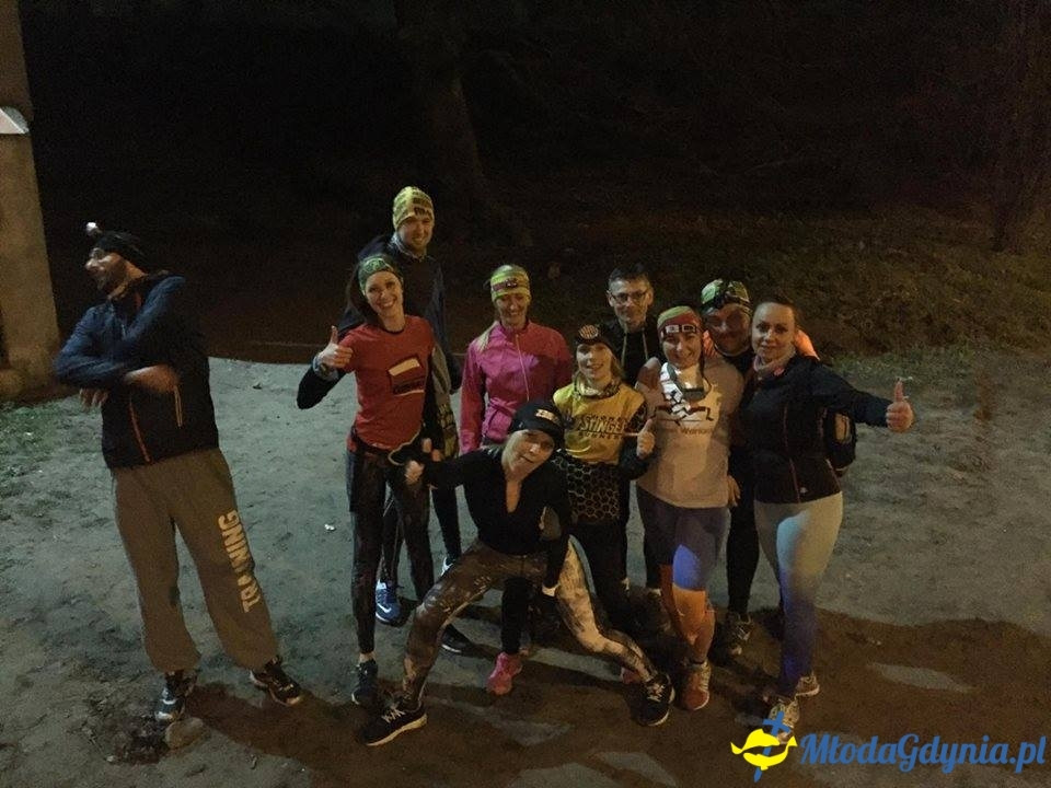 Biegowi Wariaci - Nocna Chylońska  6 IV 2017