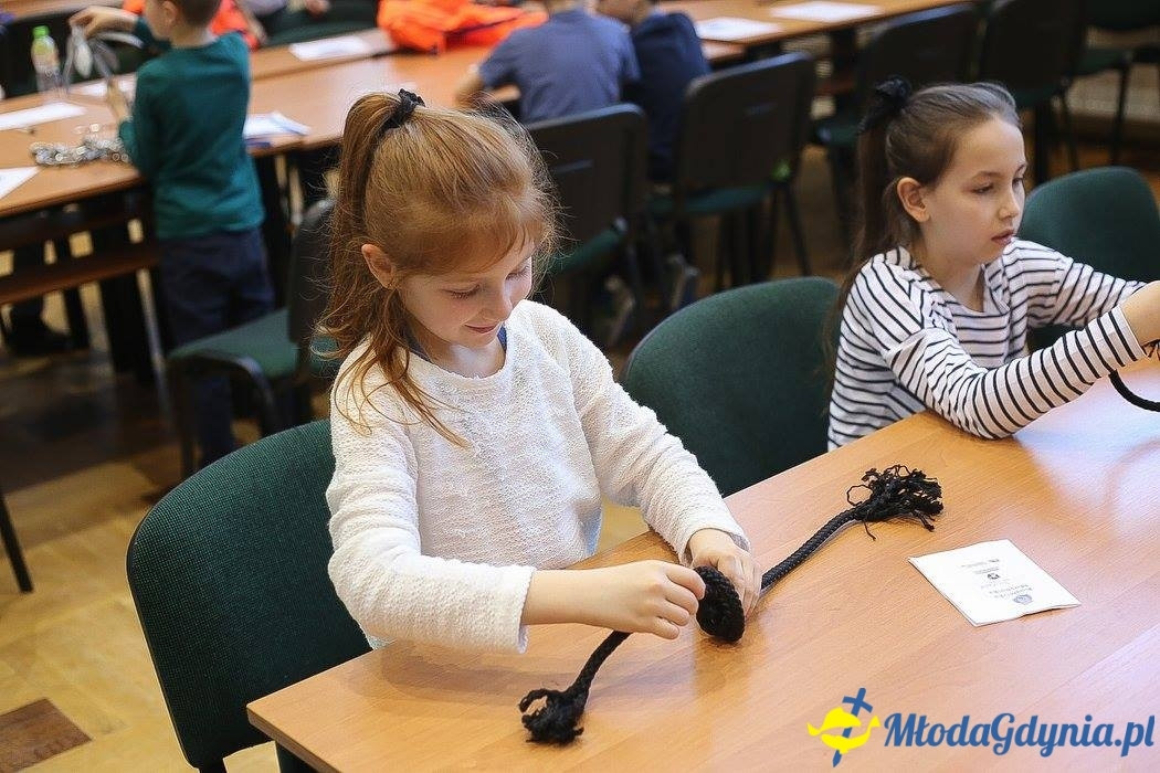 Przyszli kapitanowie i żeglarze - 3 zajęcia UMO AMW. Warsztaty