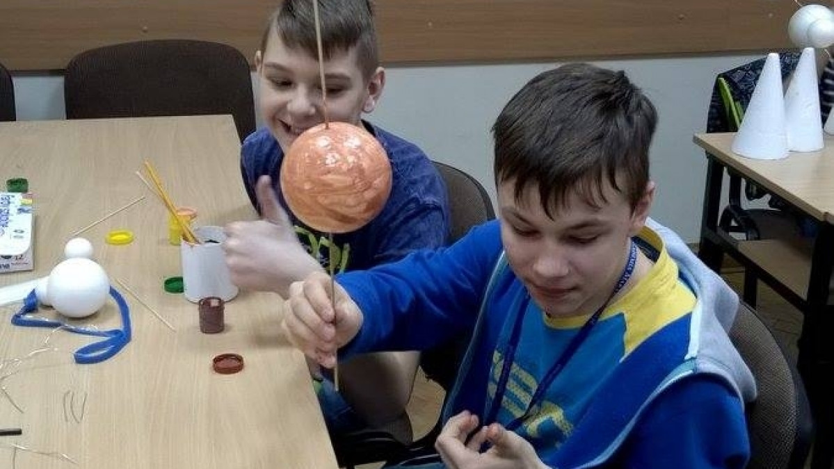 Wiosenne niebo nad Gdynią.Trzecie spotkanie UMO AMW grupa starsza