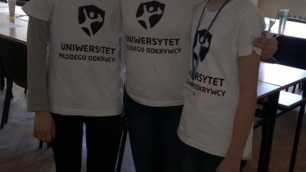 UMO AMW - Grupa młodsza - zajęcia 4 - Oczyszczamy świat ze śmieci